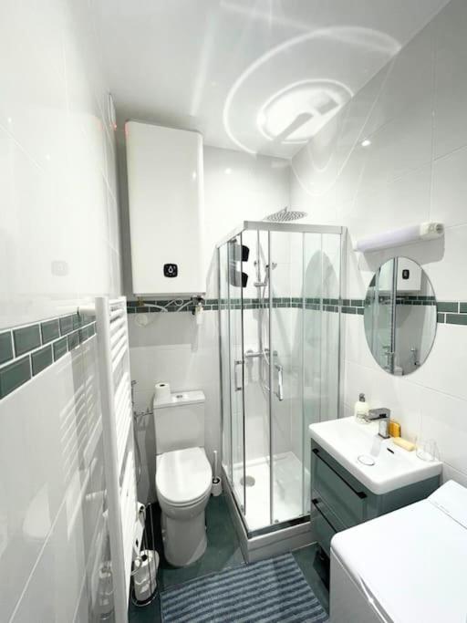F2 - 13eme Appartement