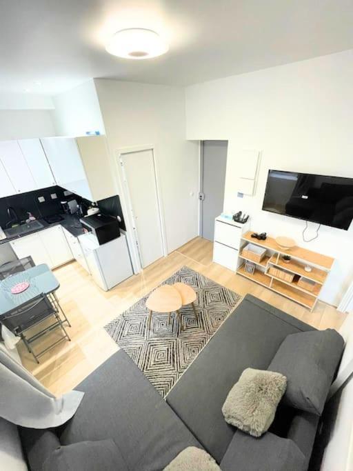 F2 - 13eme Appartement *